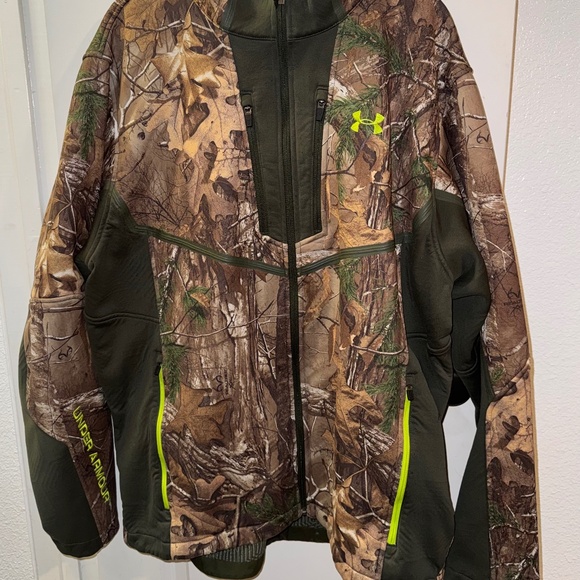 Under Armour Scent-Control Hunting Jacket - Picture 1 of 4